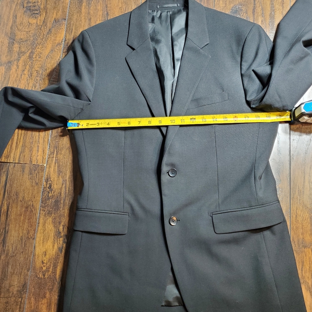 Theory men’s 40R black suit coat - Picture 4 of 11